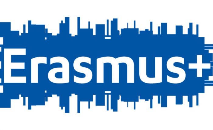 erasmus+.